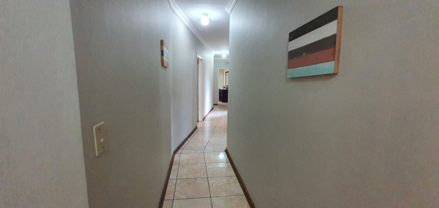 5 Bedroom Property for Sale in Fauna Free State